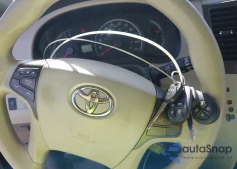 2014 Toyota Sienna Le V6 8 Passenger from USA, damaged, VIN 5TDKK3DC1ES520947